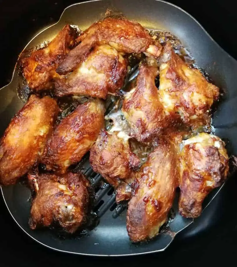 These buffalo wings were cooked in the air fryer at 170 degrees Celsius for 25 minutes.