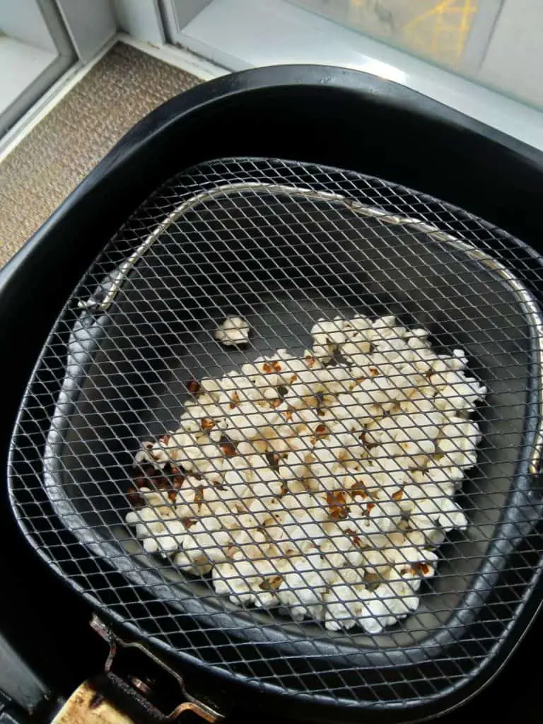 At least the rack stayed on and kept the popcorn from flying around my air fryer!