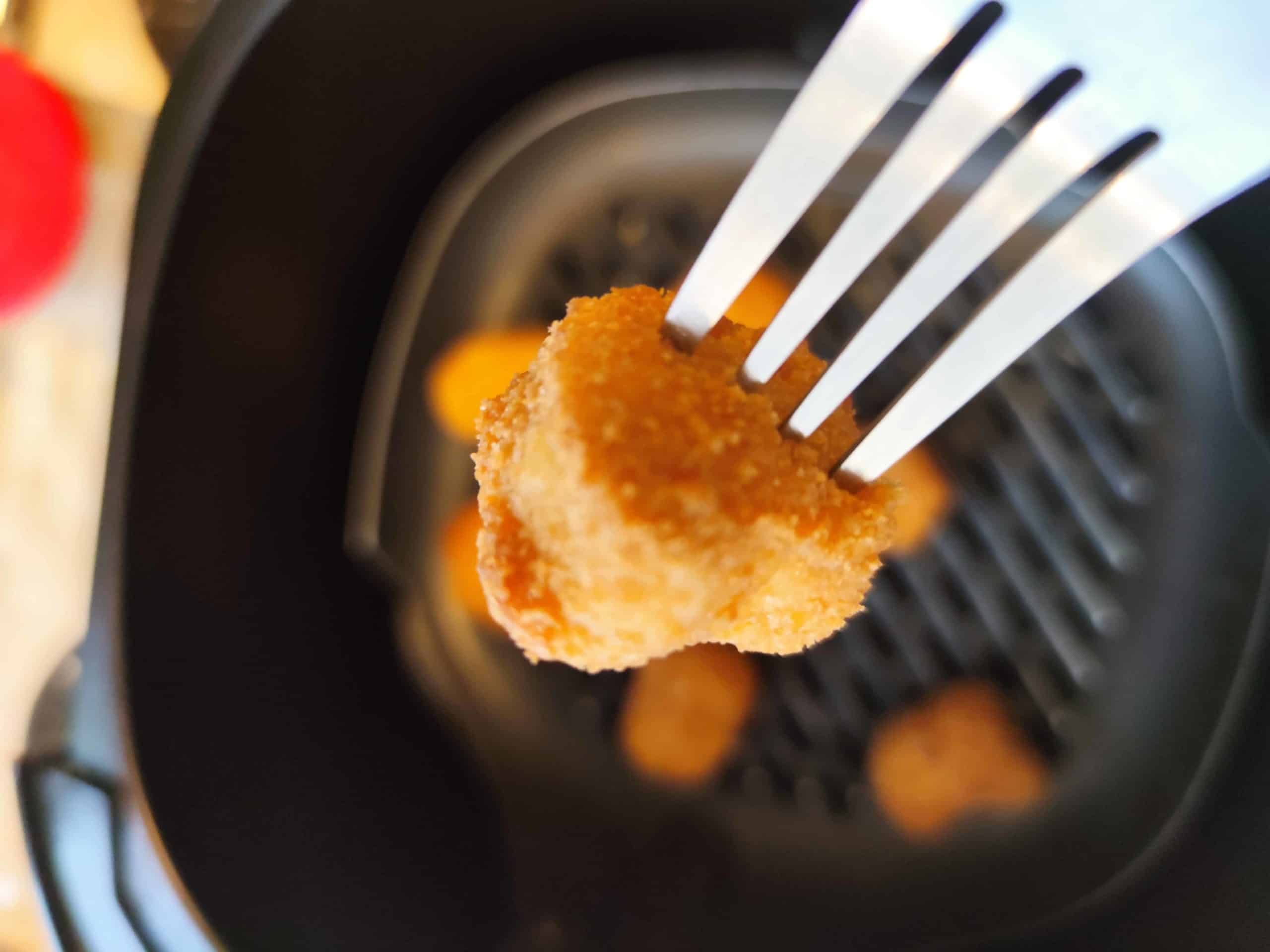 How To Air Fry Frozen Chicken Nuggets [So They Taste Great]