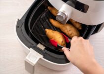 Can I Open My Air Fryer Whilst Cooking? [AIR FRYER 101]